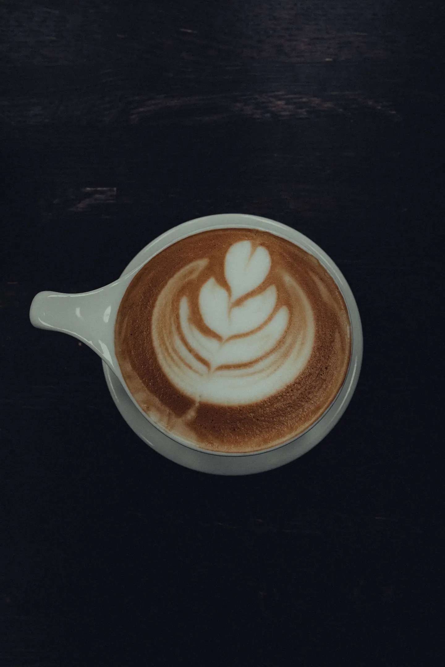 A cappuccino with latte art